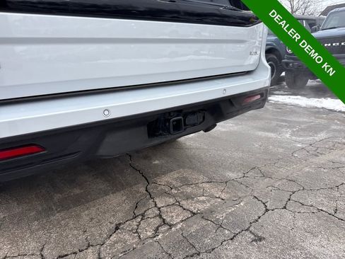 Used 2025 Ford Expedition Max Active image 9