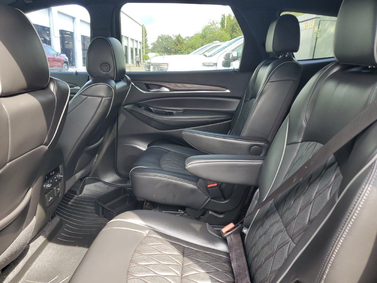 Used 2024 Buick Enclave Avenir w/ Trailering Package, 5000 lbs. FWD image 10