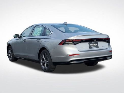 New 2025 Honda Accord EX-L image 4