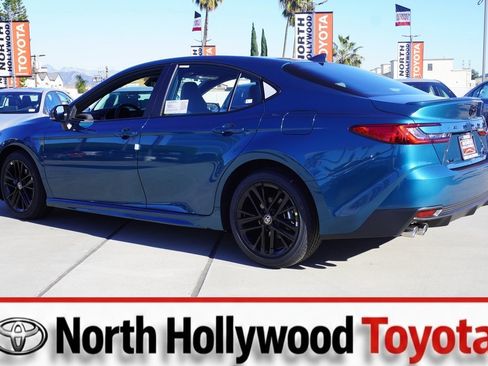 New 2026 Toyota Camry SE image 6