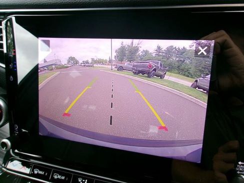 Certified 2024 Jeep Wagoneer Series II w/ Flexible Seating Group AWD/4WD image 23