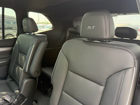 New 2026 Buick Enclave Sport Touring w/ Power Package image 39