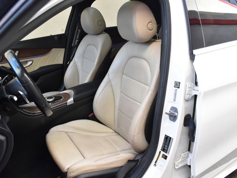 Used 2020 Mercedes-Benz C 300 4MATIC Sedan image 19