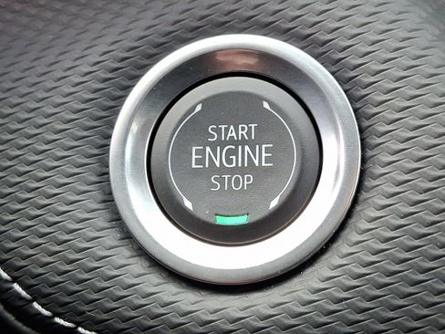 Used 2025 Chevrolet Equinox LT image 24