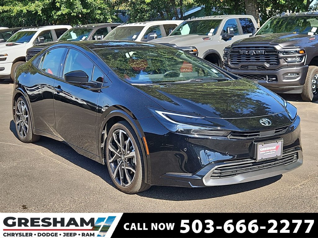 Used 2024 Toyota Prius Prime FWD image 1