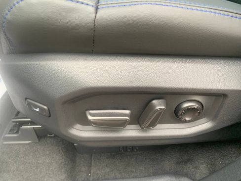 Used 2026 Toyota Tundra Platinum AWD/4WD image 13