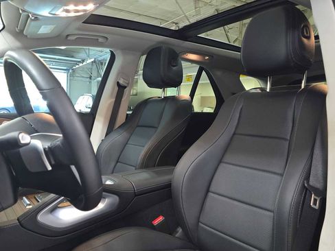 Used 2025 Mercedes-Benz GLE 350 4MATIC image 21