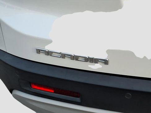 Used 2019 GMC Acadia SLT image 5