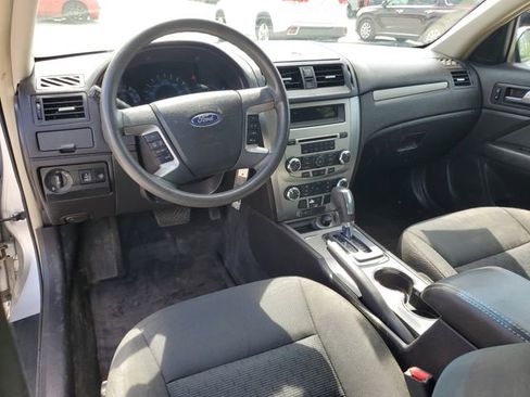 Used 2010 Ford Fusion SE FWD image 10