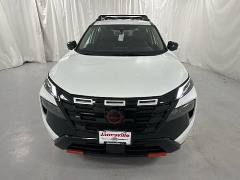 New 2026 Nissan Rogue SV image 8