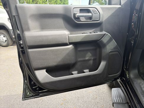 Used 2019 Chevrolet Silverado 1500 Custom Trail Boss w/ Custom Convenience Package image 14