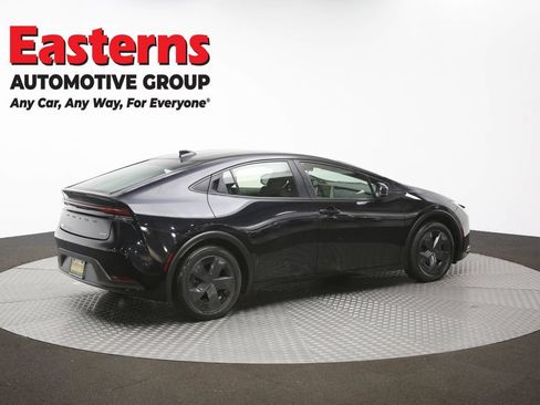 Used 2023 Toyota Prius LE FWD image 40