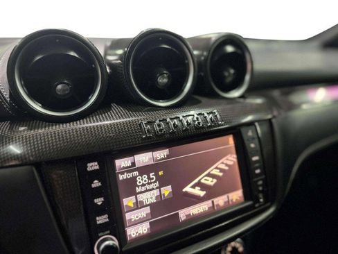 Used 2014 Ferrari FF image 41