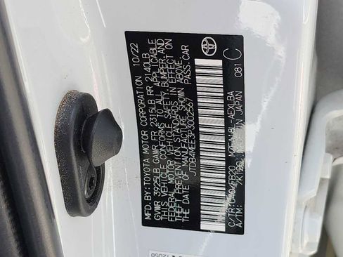 Used 2023 Toyota Corolla LE image 26