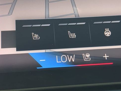 Used 2024 BMW 540i xDrive image 22