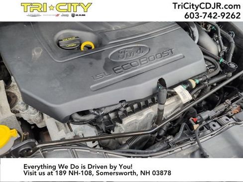 Used 2018 Ford Escape SE image 25