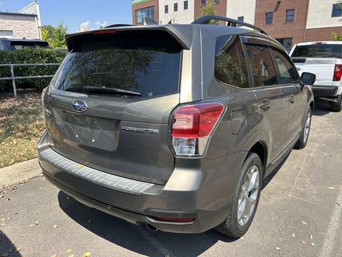 Used 2018 Subaru Forester 2.5i Touring AWD/4WD image 5