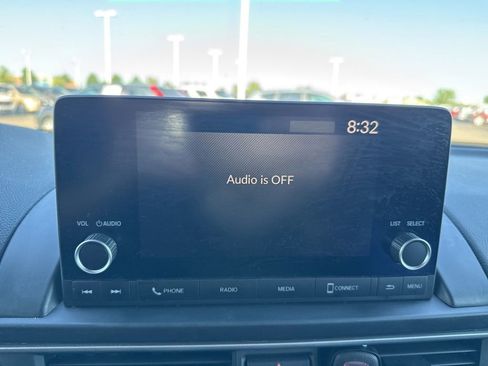 Used 2025 Honda Pilot Sport image 20