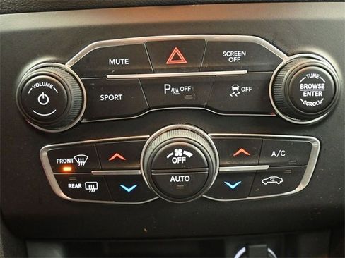 Used 2018 Dodge Charger R/T image 4