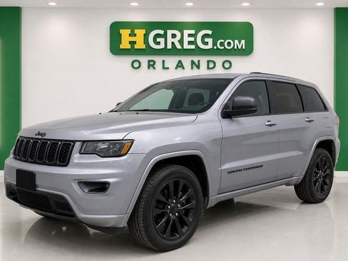 Used 2021 Jeep Grand Cherokee Laredo X AWD/4WD image 10