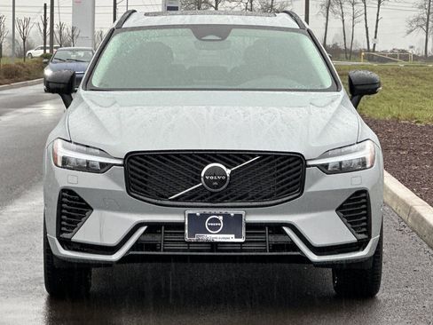 New 2026 Volvo XC60 T8 Plus w/ Protection Package Premier image 8