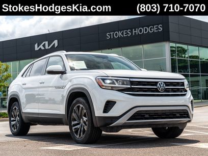 Used 2023 Volkswagen Atlas Cross Sport SE w/ Black Wheel Package