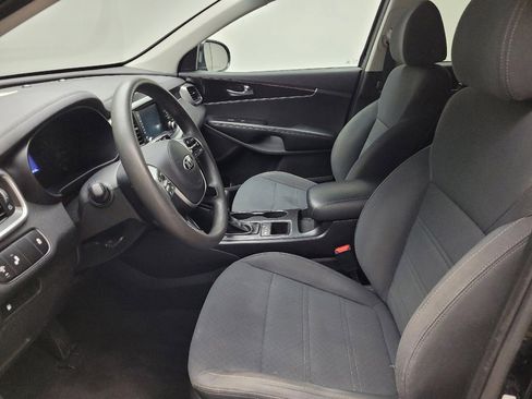 Used 2019 Kia Sorento AWD image 17