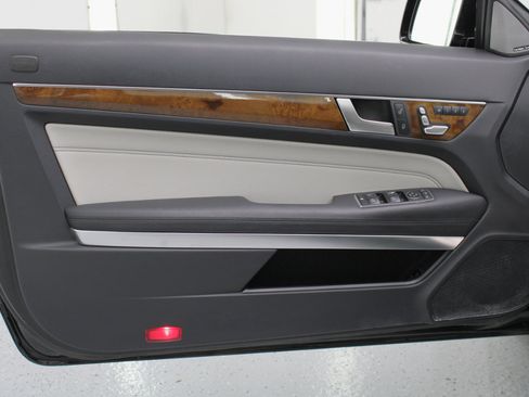 Used 2016 Mercedes-Benz E 400 Cabriolet w/ Premium 3 Package image 42