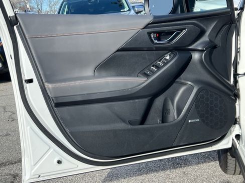 Certified 2025 Subaru Crosstrek 2.5i Limited w/ Crosstrek Mirror Package image 18