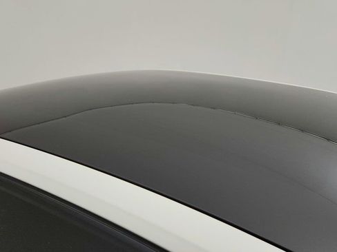 Used 2023 BMW 740i w/ Parking Assistance Package image 10