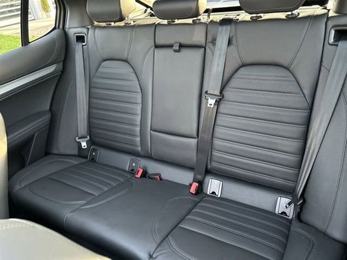 Used 2023 Alfa Romeo Stelvio Veloce image 23