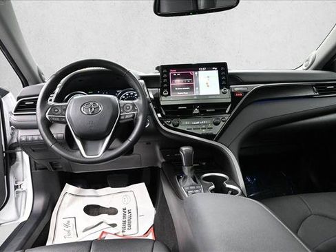 Used 2022 Toyota Camry XLE w/ Navigation Upgrade Package FWD image 23