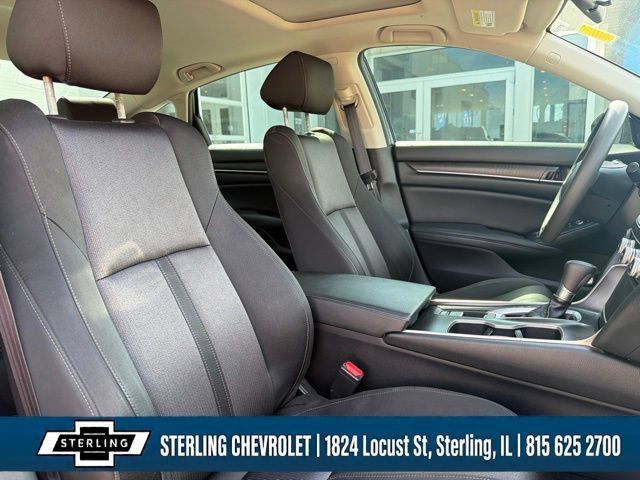 Used 2019 Honda Accord EX image 12