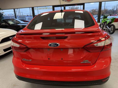 Used 2012 Ford Focus SE image 11