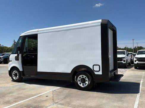 Used 2024 Chevrolet Brightdrop 400 w/ Commercial Equipment Package AWD/4WD image 4