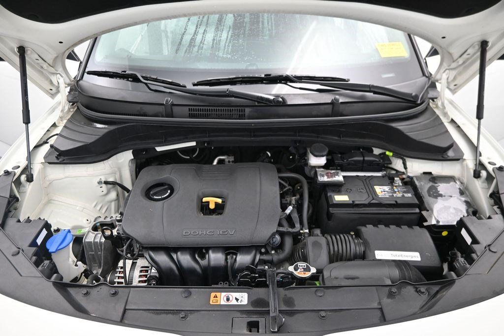 Used 2023 Kia Soul LX w/ Option Group 015 FWD image 14