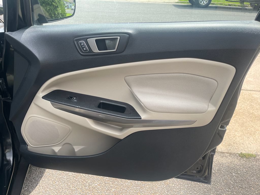 Used 2020 Ford EcoSport SE FWD image 19