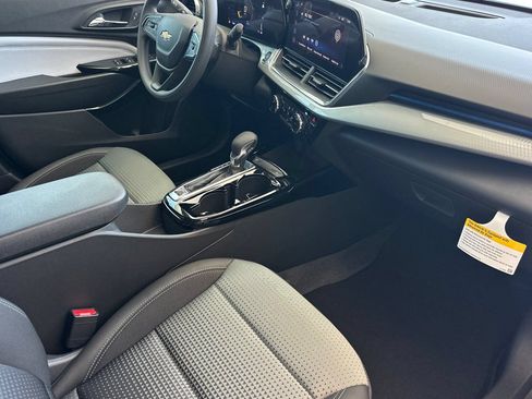 New 2026 Chevrolet Trax LT FWD image 16