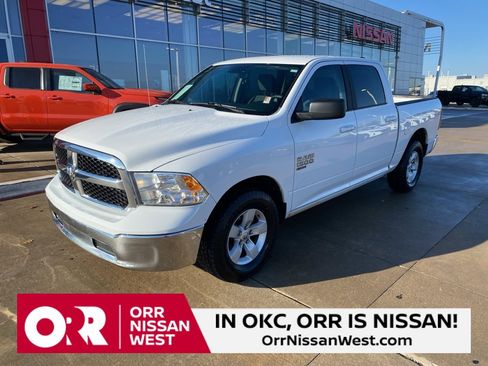 Used 2021 RAM 1500 Classic SLT image 1
