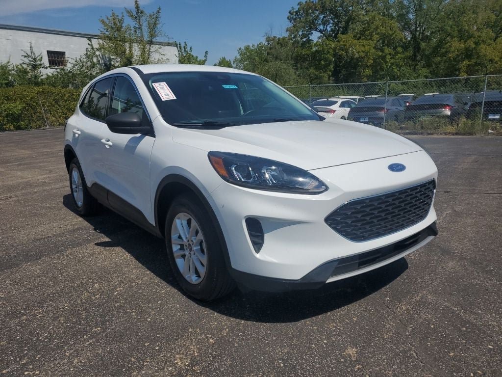 Used 2022 Ford Escape SE AWD/4WD image 3