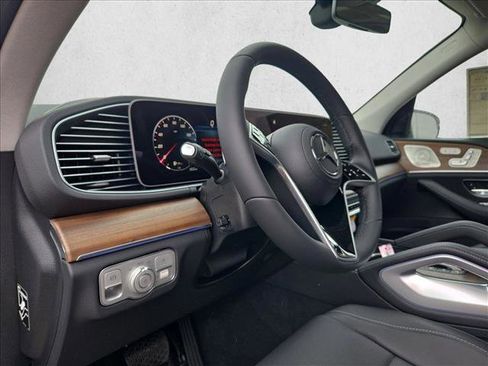 New 2026 Mercedes-Benz GLE 350 4MATIC image 3