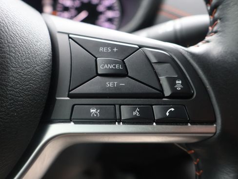Used 2023 Nissan Sentra SR w/ Electronics Package FWD image 30