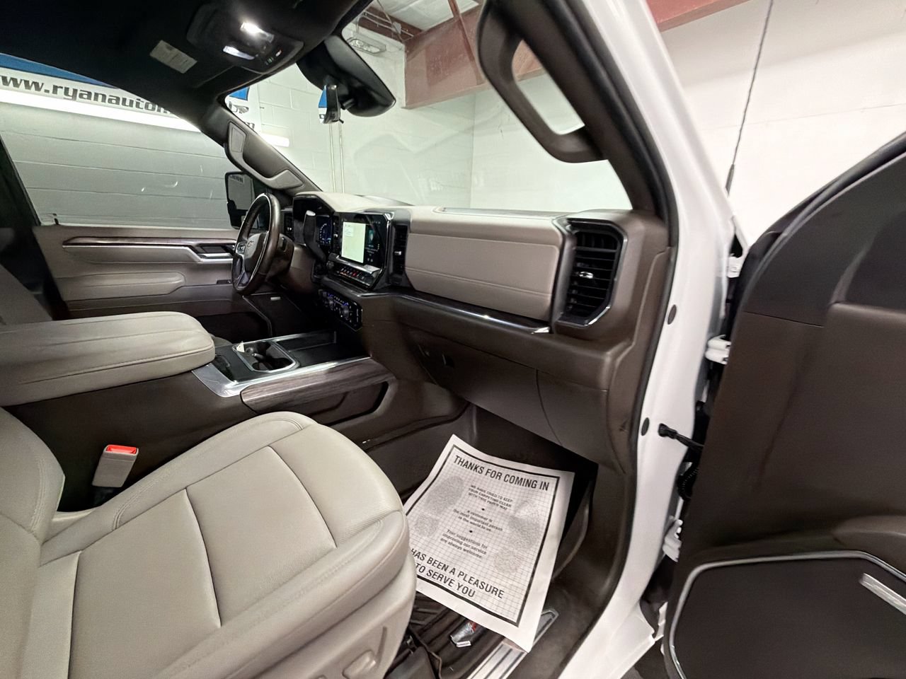 Certified 2025 Chevrolet Silverado 2500 LTZ w/ LTZ Premium Texas Edition AWD/4WD image 29