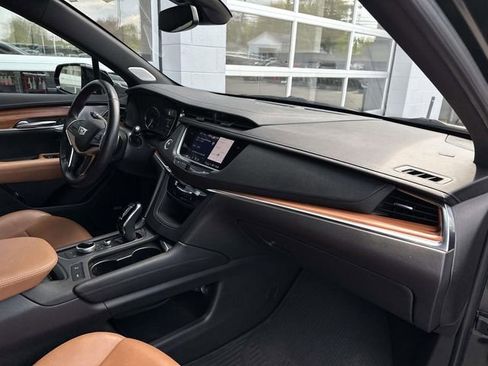 Certified 2023 Cadillac XT5 Premium Luxury AWD/4WD image 23