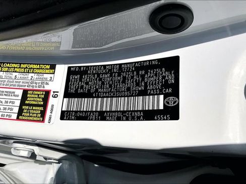 Used 2025 Toyota Camry LE FWD image 19