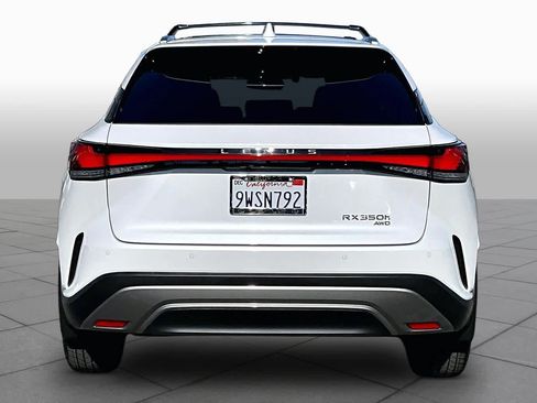Used 2026 Lexus RX 350h w/ Convenience Package AWD/4WD image 4