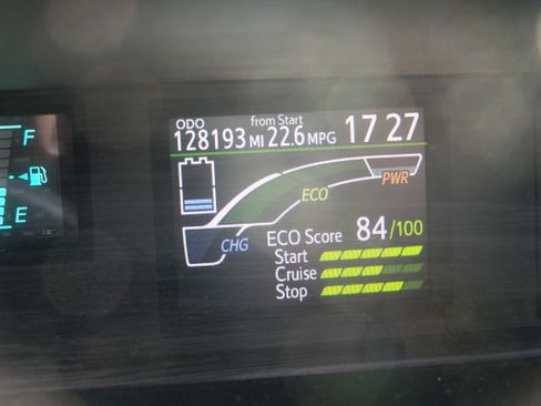 Used 2013 Toyota Prius C One FWD image 17
