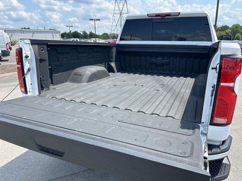 Used 2025 Chevrolet Silverado 3500 High Country w/ High Country Premium Package AWD/4WD image 17