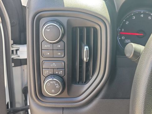 Used 2019 Chevrolet Silverado 1500 Custom Trail Boss w/ Custom Convenience Package AWD/4WD image 27