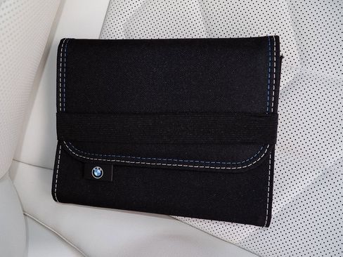 Used 2024 BMW 530i xDrive 530i xDrive w/ Convenience Package image 41